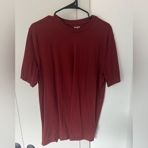 Old Navy Men's Burgundy Short Sleeve Tee